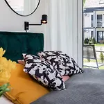 Silamar Zaciszna By Renters Apartament